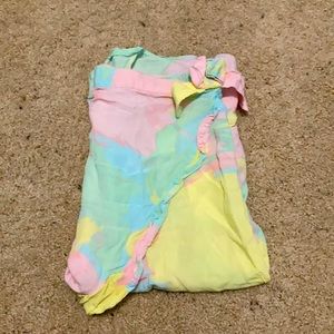 I am selling a bathing suit cover-up skirt.